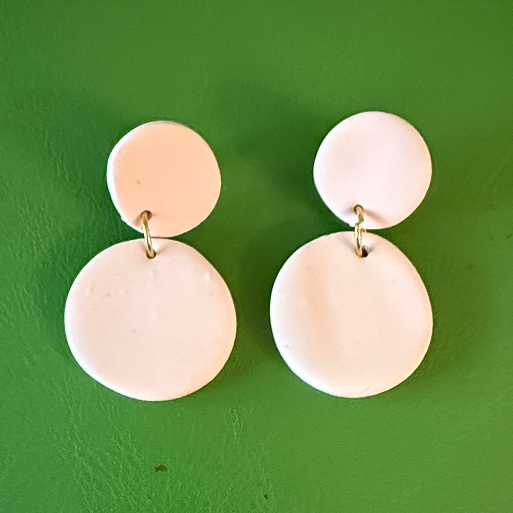 Chic White Double Circle Earrings